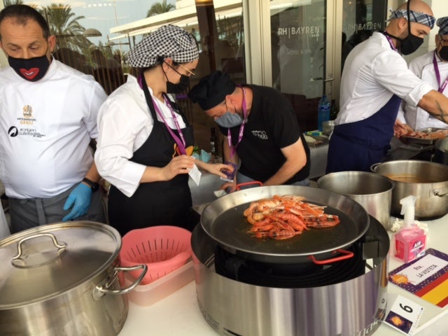 El concurso culinario regresa tras la suspensión de 2020 para dar con la mejor fideuà de Gandia