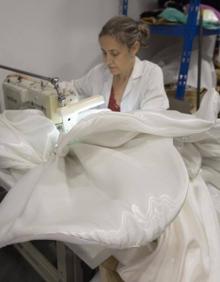 Imagen secundaria 2 - Moda Isabel Sanchis | La valenciana que ha conquistado el mundo de la moda