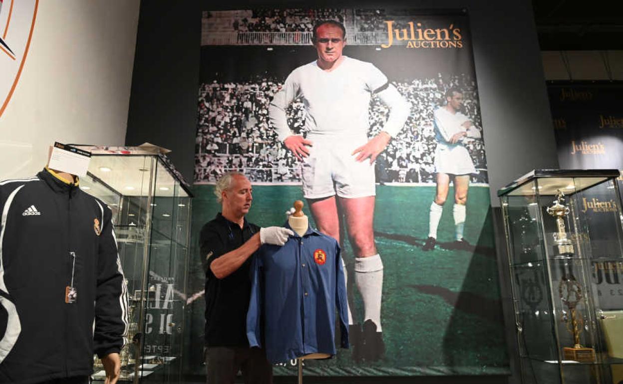 Subasta en Londres de más de 800 objetos de Alfredo Di Stéfano.