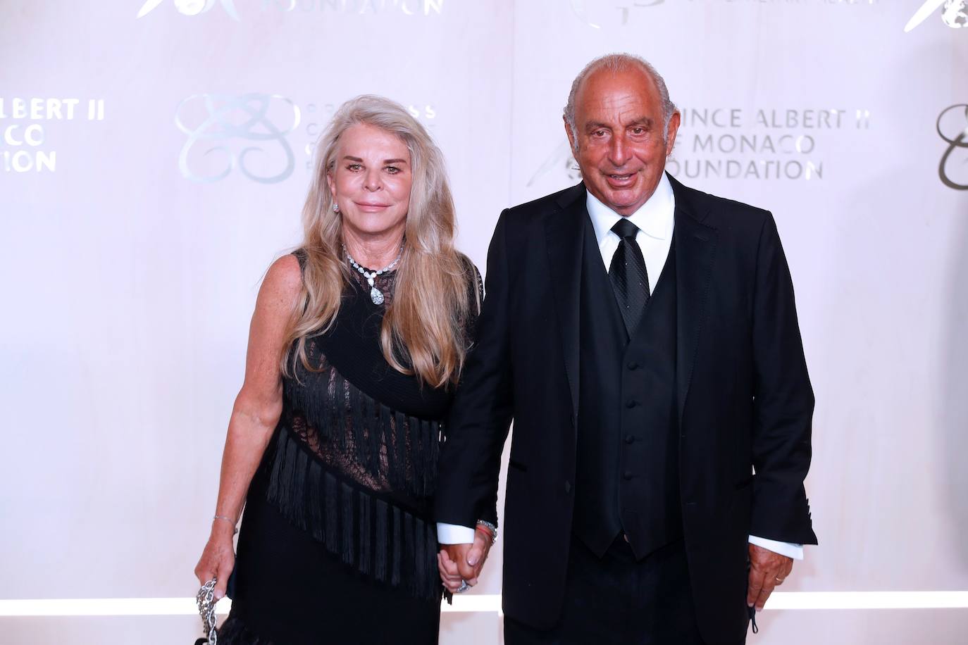 El empresario británico Sir Philip Green y su esposa Tina Green. 