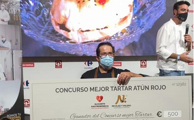 Tapes La Xara gana el concurso del mejor tartar de atún rojo en Alicante Gastronómica