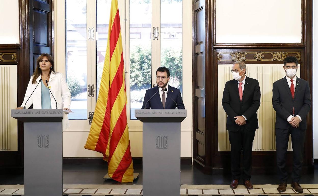 Quim Torra, recibe el homenaje del Gobierno de la Generalitat en el primer aniversario de su inhabilitación.