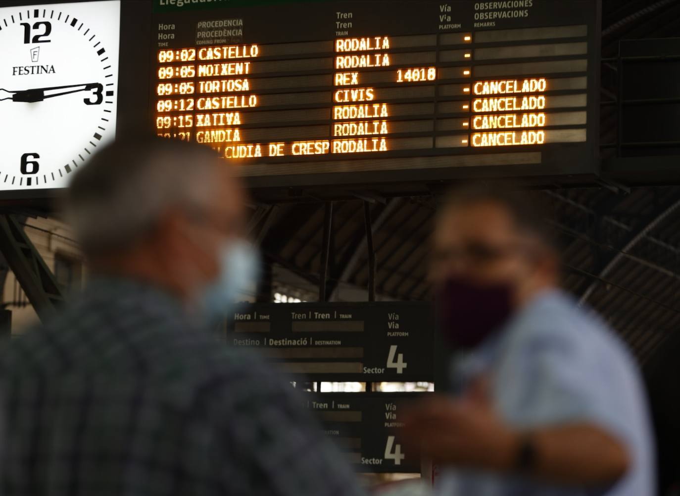 Fotos: La huelga de maquinistas de Renfe provoca cancelaciones en plena hora punta