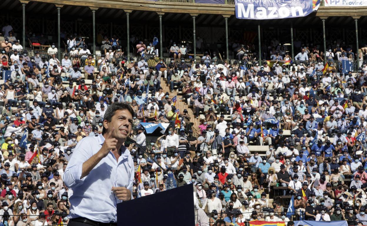 El presidente del PPCV, Carlos Mazón, el sábado, en la plaza de toros de Valencia 