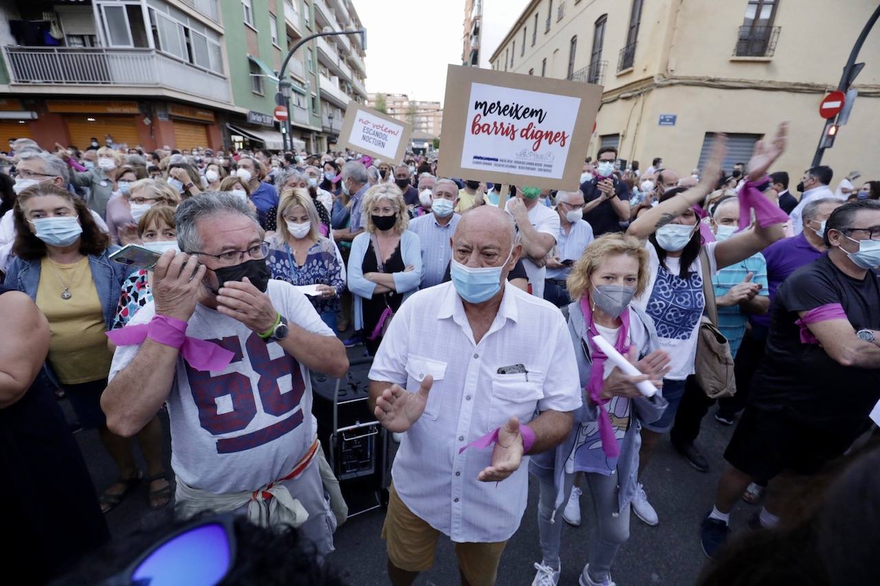 Fotos: Manifestación en La Malvarrosa contra la droga