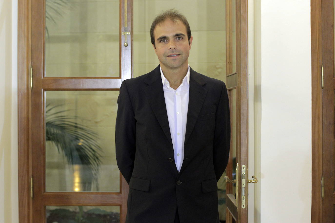 Ricardo Caballer, pirotécnico: "Eclécticos, esforzado y forjados a fuego" | El pueblo valenciano es abierto, acogedor, laborioso, ecléctico, una mezcla de las culturas europeas y del Mediterráneo, de todas sus orillas. Gente sacrificada, resistente, dura y esforzada. El valenciano es innovador y moderno, de mente amplia, pero sabe combinar y respetar la tradición.
