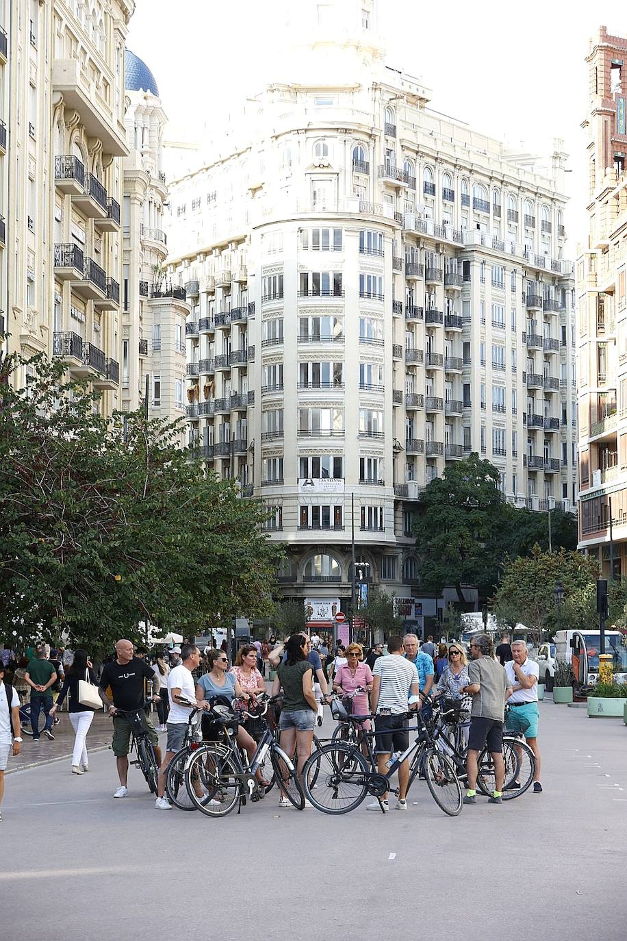 Turistas en el centro de Valencia.