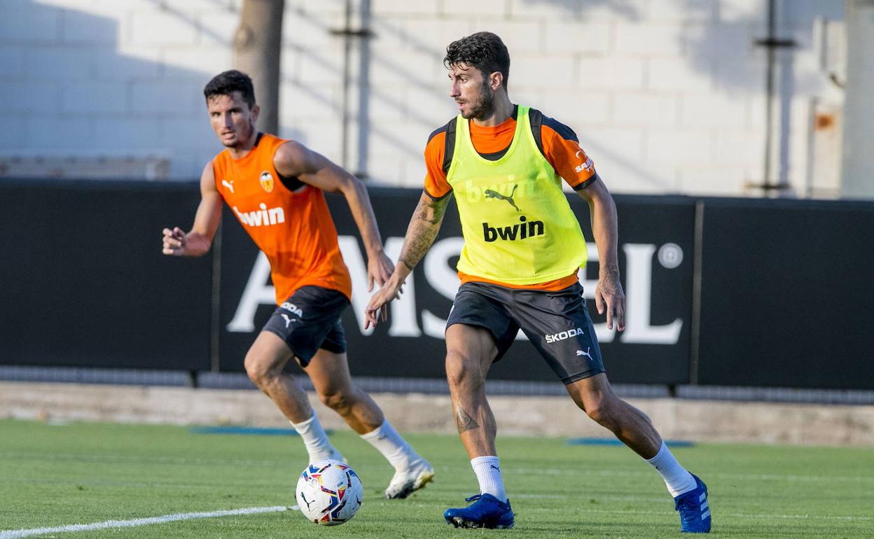 Piccini durante un entrenamiento en Paterna