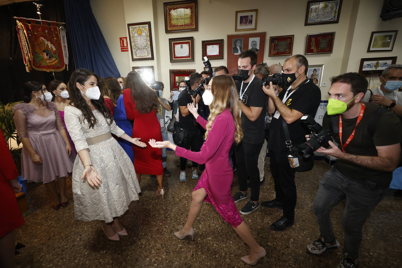 La joven Carmen Martín Carbonell, de la Falla Poeta Alberola-Totana, y la niña Nerea López Mestre de Falla Ingeniero José Sirera-Pío IX, son las nuevas Fallera Mayor y Fallera Mayor Infantil de València del año 2022, según ha anunciado el alcalde, Joan Ribó en el acto de #LaTelefonada2022. 