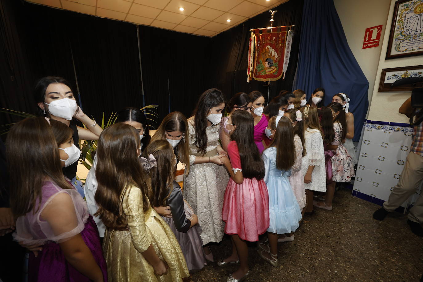 La joven Carmen Martín Carbonell, de la Falla Poeta Alberola-Totana, y la niña Nerea López Mestre de Falla Ingeniero José Sirera-Pío IX, son las nuevas Fallera Mayor y Fallera Mayor Infantil de València del año 2022, según ha anunciado el alcalde, Joan Ribó en el acto de #LaTelefonada2022. 