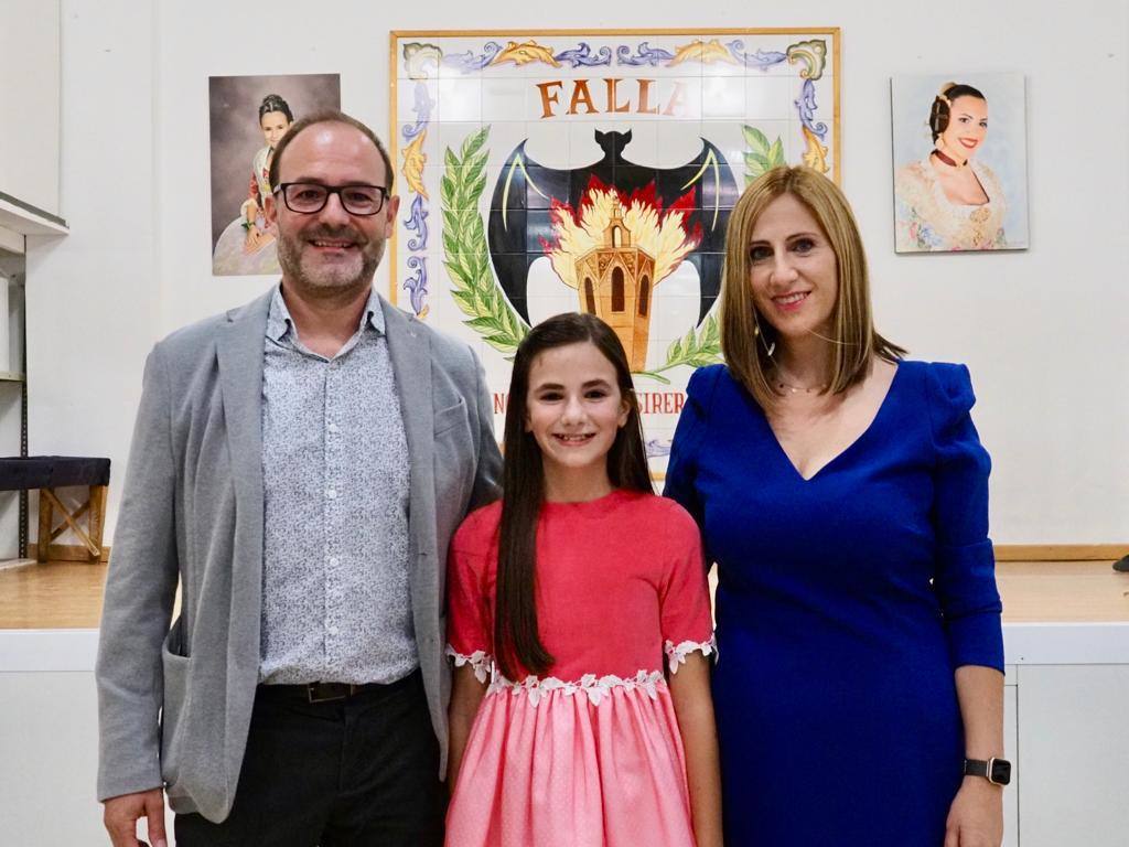 La joven Carmen Martín Carbonell, de la Falla Poeta Alberola-Totana, y la niña Nerea López Mestre de Falla Ingeniero José Sirera-Pío IX, son las nuevas Fallera Mayor y Fallera Mayor Infantil de València del año 2022, según ha anunciado el alcalde, Joan Ribó en el acto de #LaTelefonada2022. 