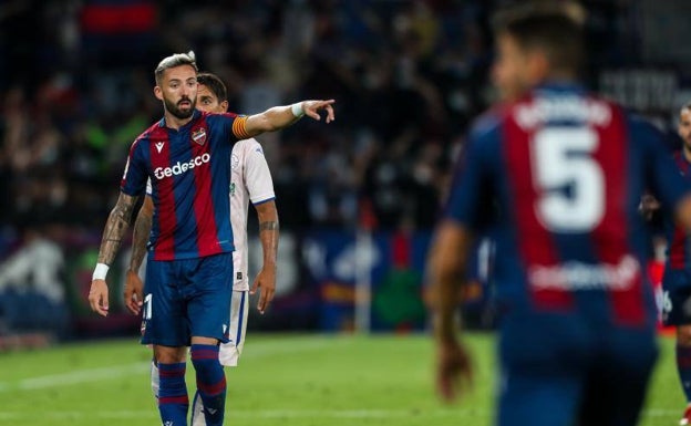 Morales tampoco ante el Getafe vio portería en un partido en el que jugó junto a Soldado. 