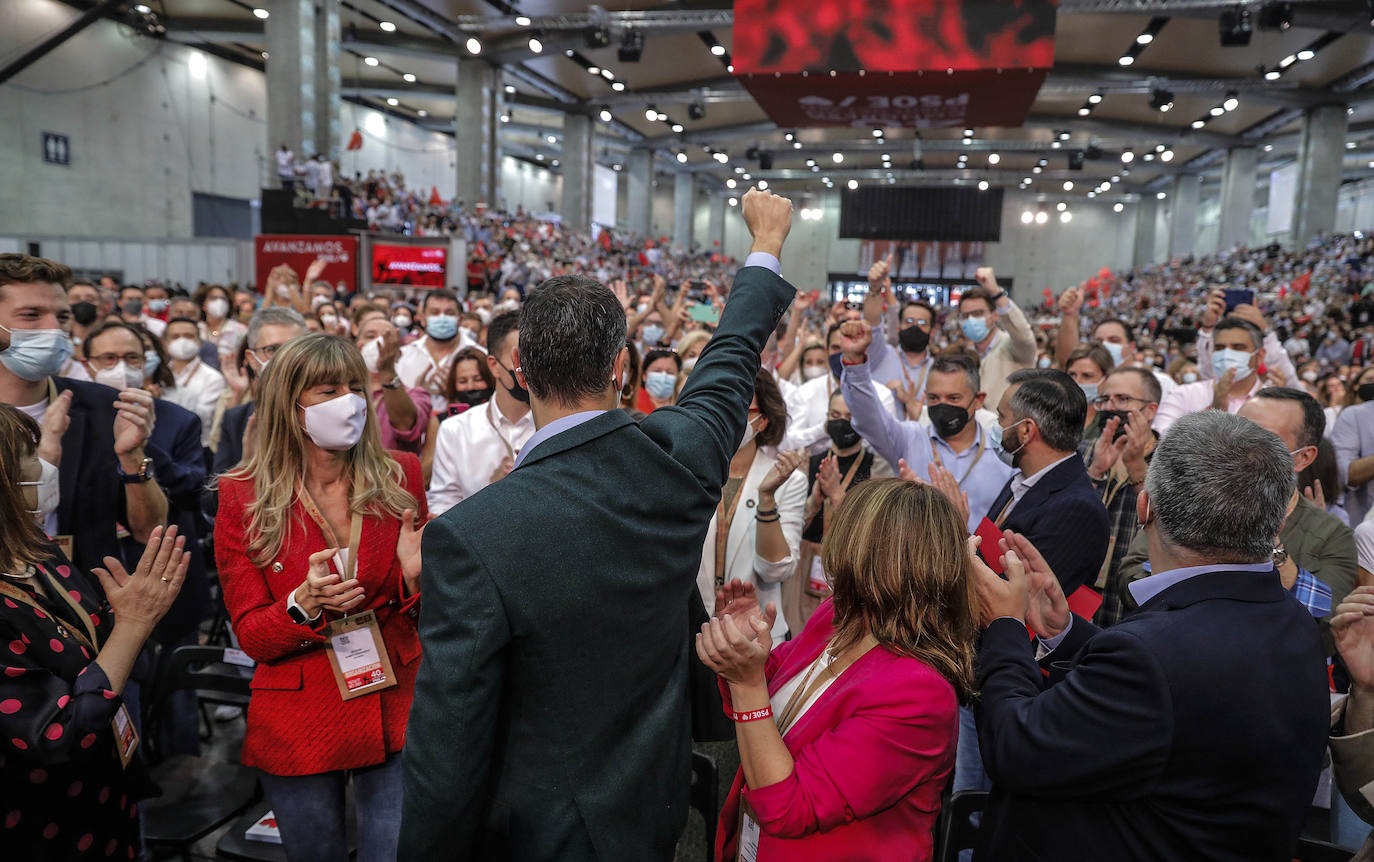 Este domingo se celebra la jornada de clausura del 40 congreso del PSOE. El broche final al cónclave lo pone el líder del PSOE, Pedro Sánchez, con su primer discurso como reelegido secretario general. 