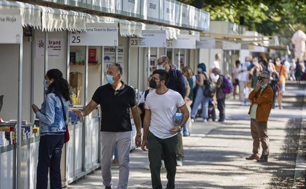 Los libreros primerizos de la Feria de Valencia