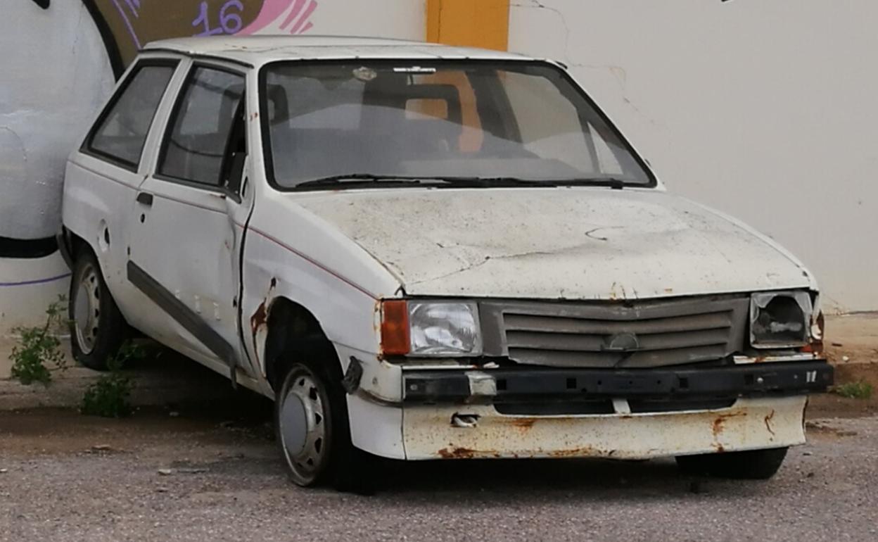 El Opel Corsa en el depósito municipal de Poble Nou en 2018. 