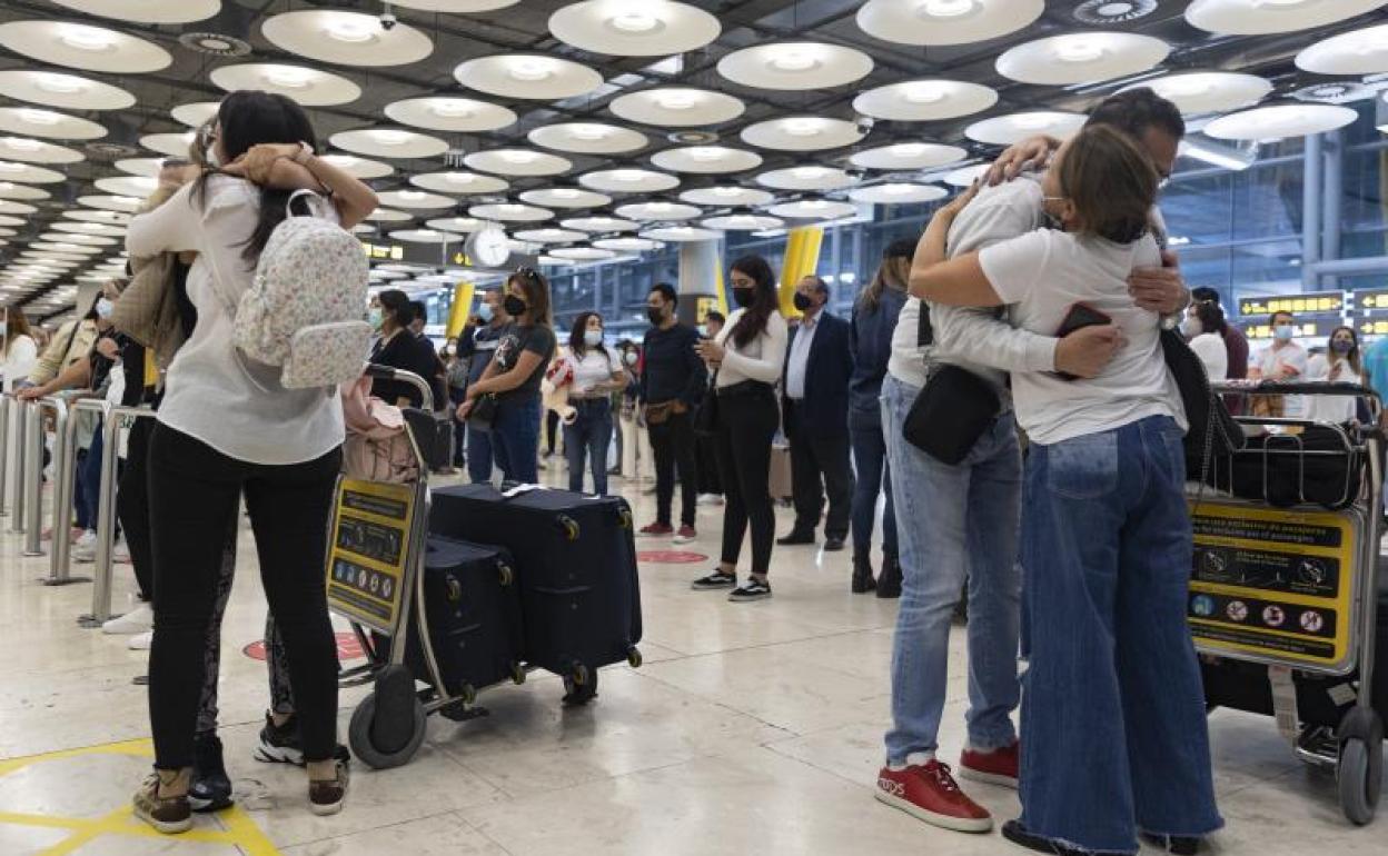 El Gobierno permite desde el viernes pasado el libre acceso a los aeropuertos españoles.