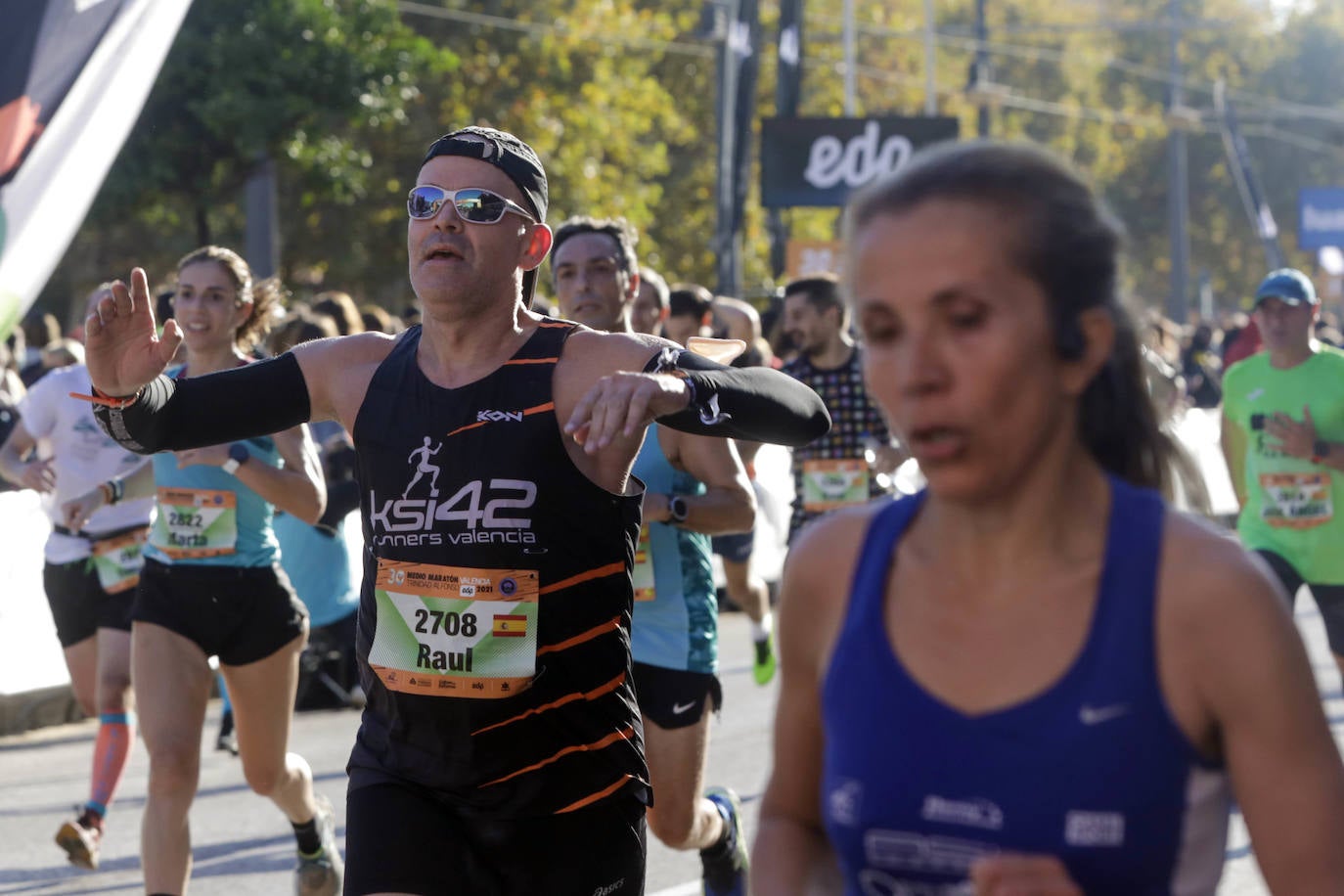 Fotos: Así ha sido la llegada de los héroes a la meta del Medio Maratón de Valencia 2021