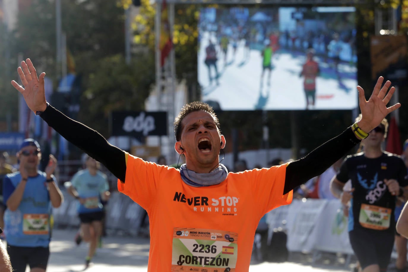 Fotos: Búscate en la meta del Medio Maratón de Valencia (3)