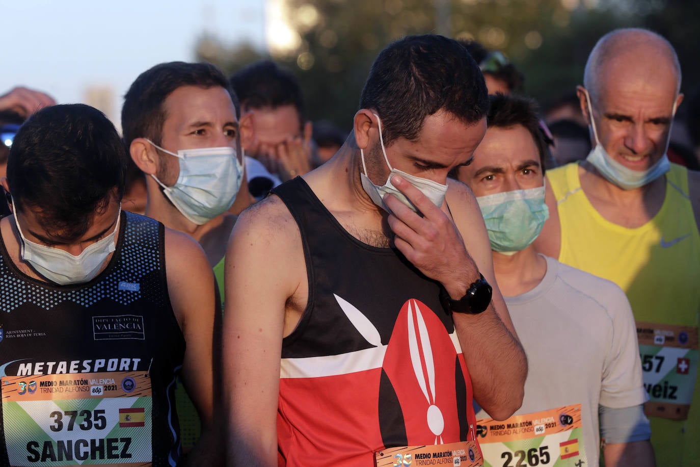 Fotos: Medio Maratón de Valencia 2021: búscate en la salida