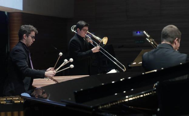 Imagen principal - Concierto Jóvenes Talentos 2021 en Valencia | Sueños armónicos que se cumplen en el Palau de Les Arts