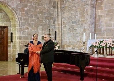 Imagen secundaria 1 - Montserrat Martí, Teresa Albero y Luis Santana y varios momentos del recital de ópera y zarzuela. 