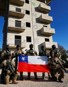 Imagen secundaria 2 - Militares chilenos, estadounidenses y españoles, en Alicante. 