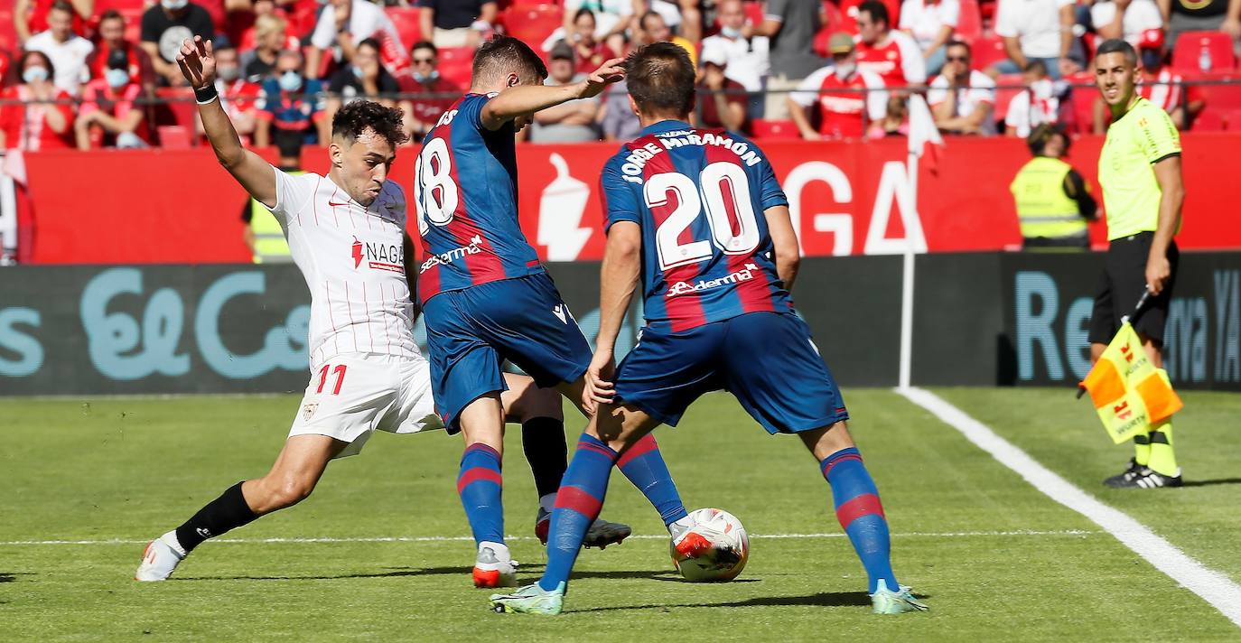 Fotos: Las mejores imágenes del Sevilla FC-Levante UD