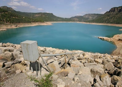 Imagen secundaria 1 - Ruta de senderismo en Castellón | Camino del Cid: Entre bosques y a la ribera del río Mijares para trotar desde Puebla de Arenoso hasta Montanejos