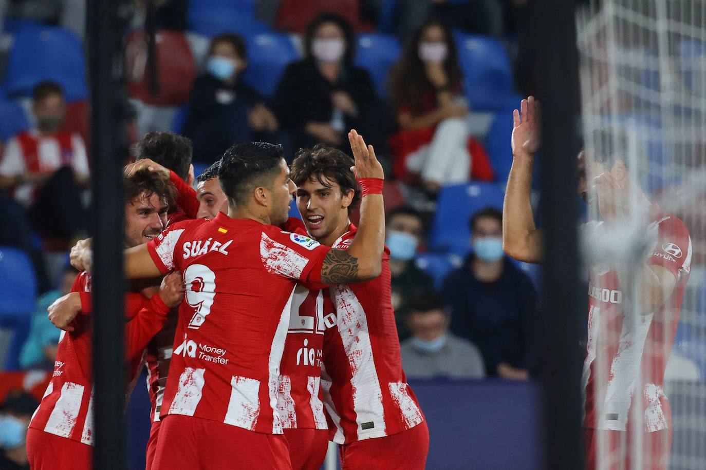 Fotos: Las mejores imágenes del Levante UD-Atlético de Madrid