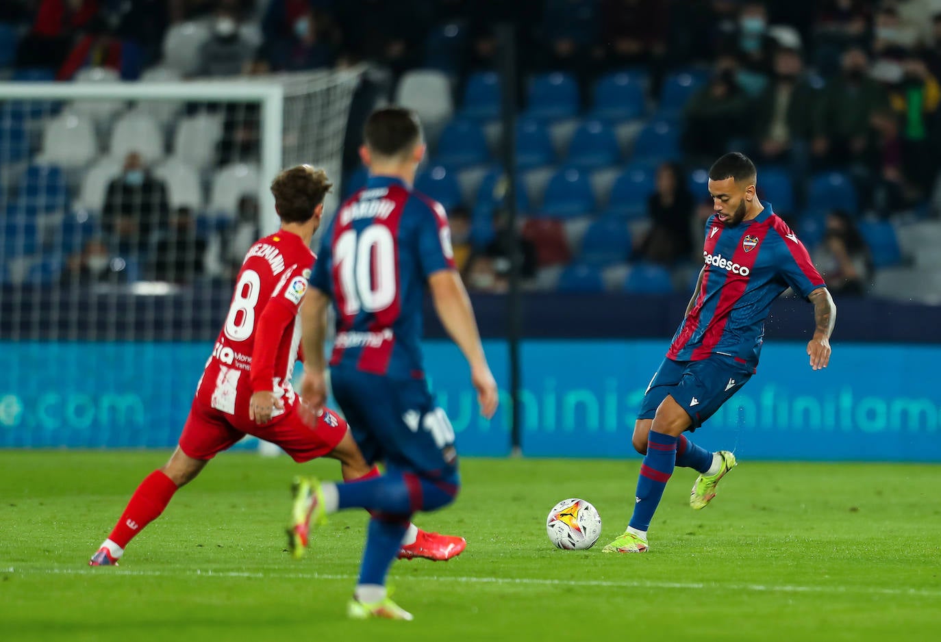 Fotos: Las mejores imágenes del Levante UD-Atlético de Madrid