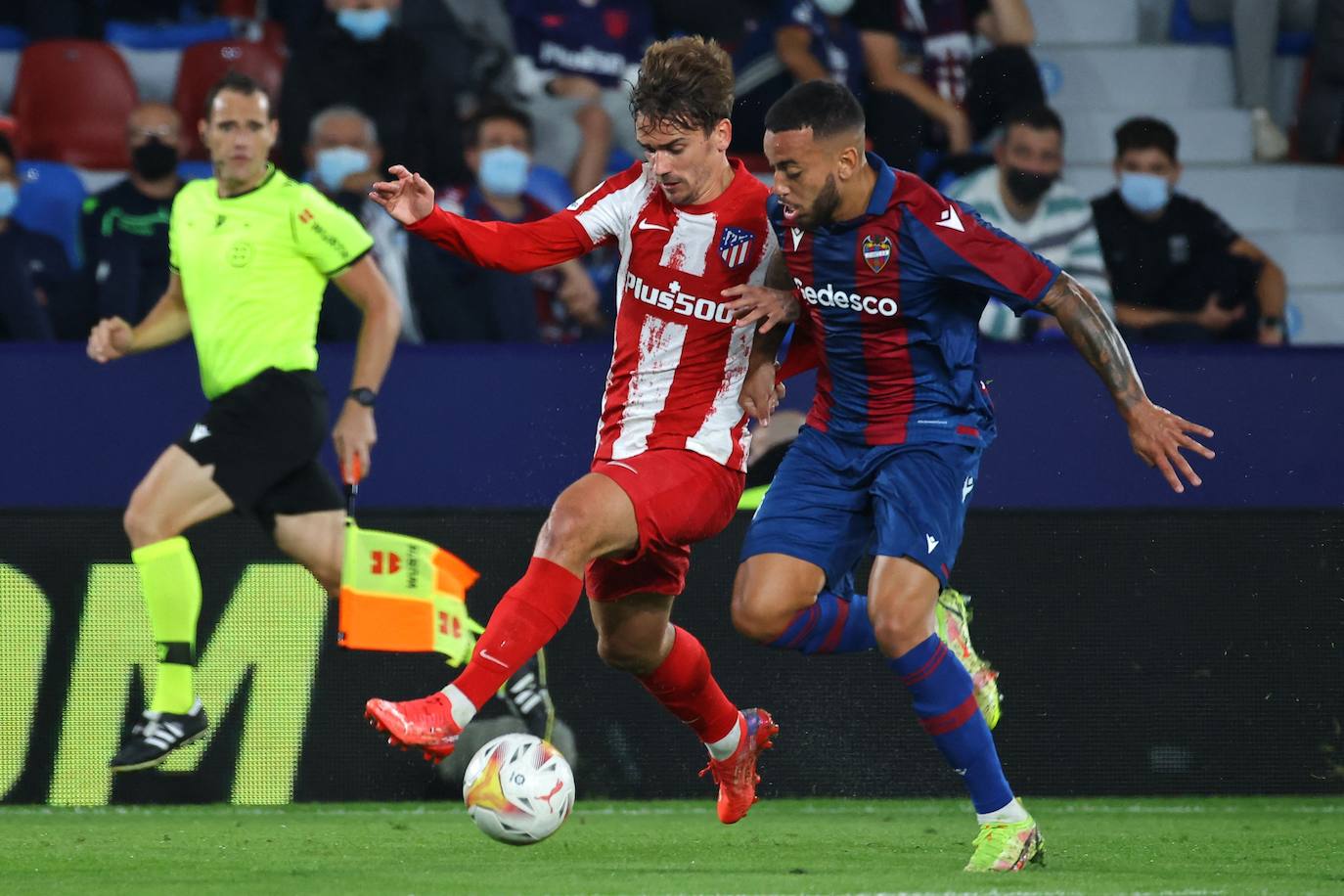 Fotos: Las mejores imágenes del Levante UD-Atlético de Madrid