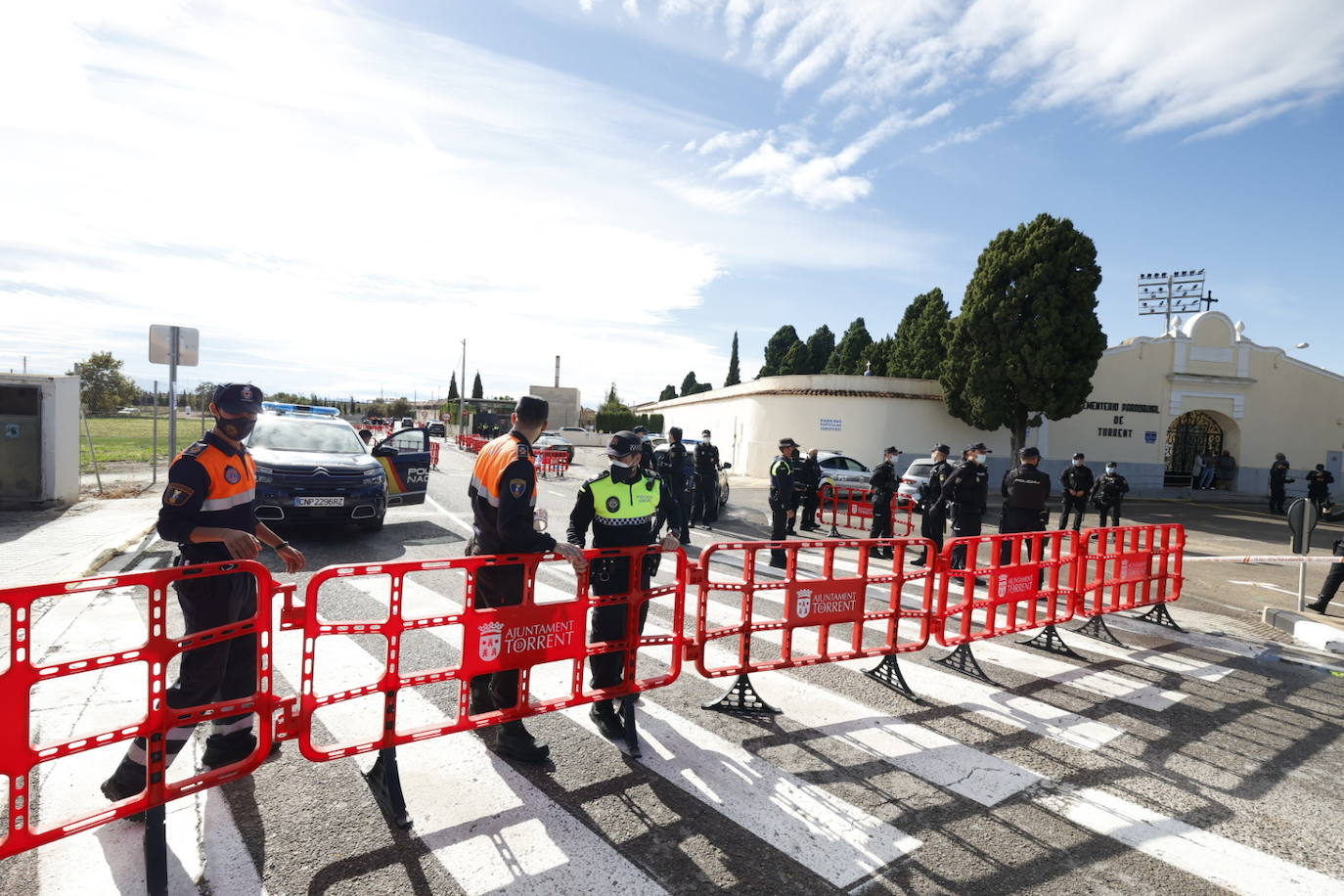 Fotos: Tiroteo en el cementerio de Torrent