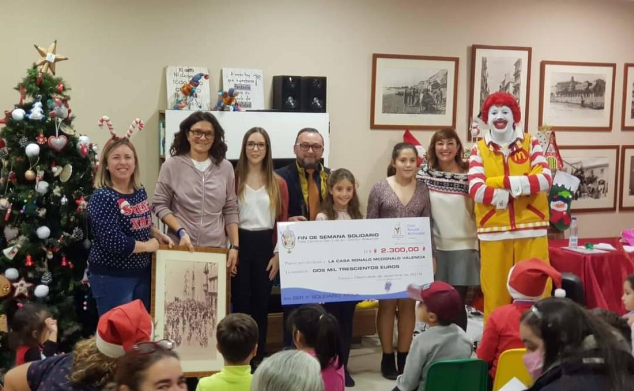 Falla Carrera San Luis-Doctor Waksman | Maratón de festejos falleros en favor de los afectados por el volcán de la Palma