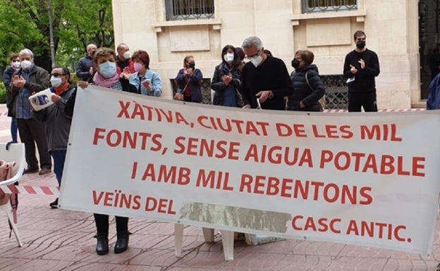 Las fugas de agua en la red de abastecimiento de Xàtiva llegan al Senado