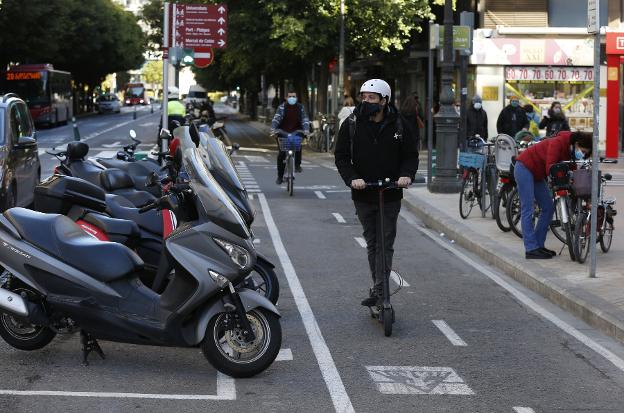 El Ayuntamiento de Valencia encarga otros cuatro carriles bici en el centro y Campanar