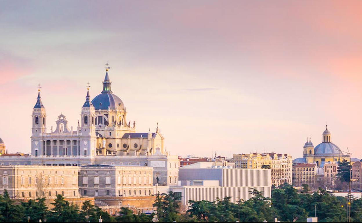 Catedral de la Almudena en Madrid. 