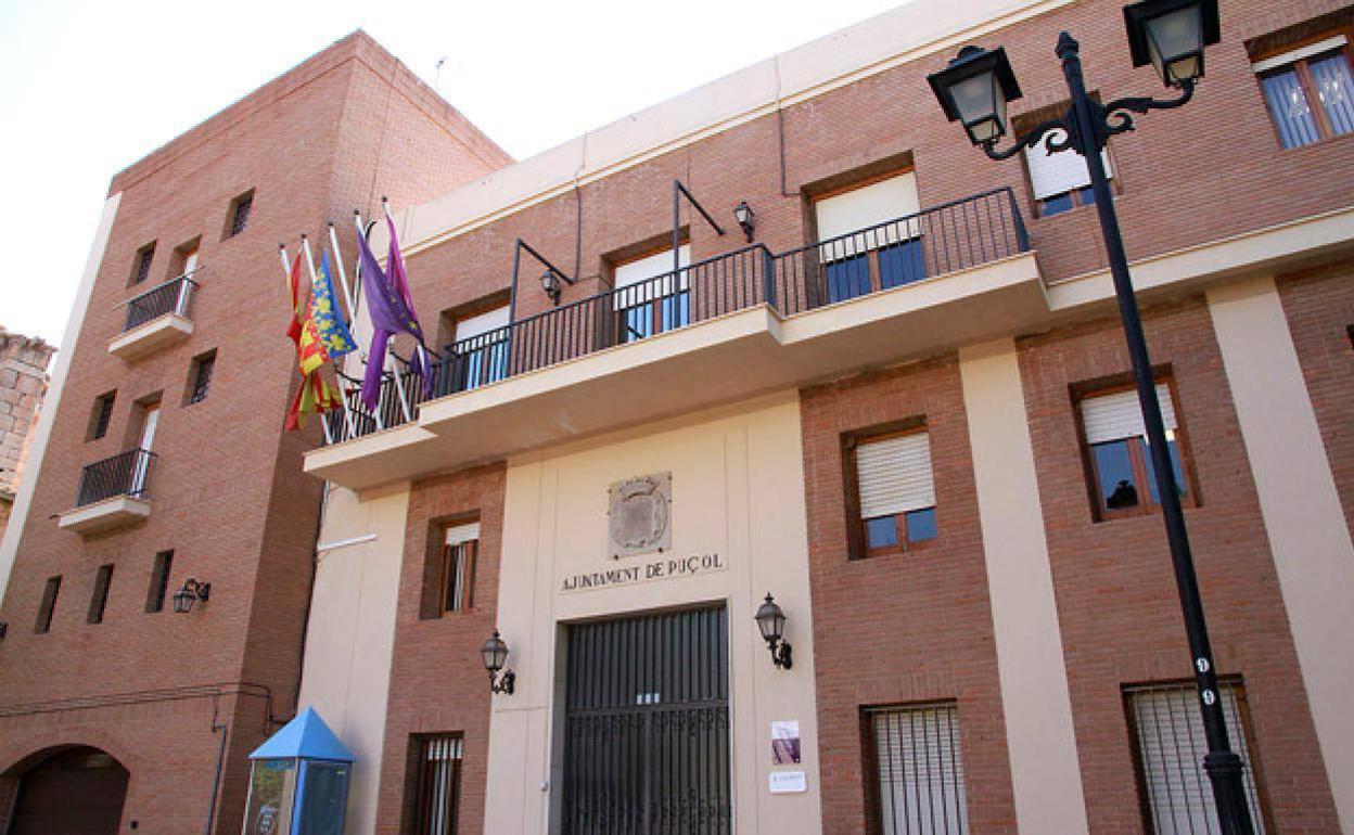 La fachada del ayuntamiento. 