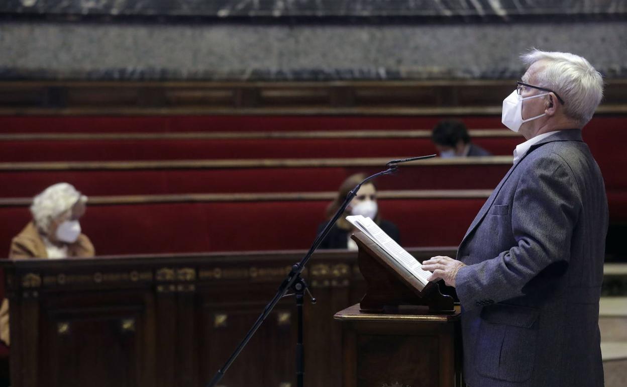 El alcalde Joan Ribó, en una sesión plenaria en el Ayuntamiento. 