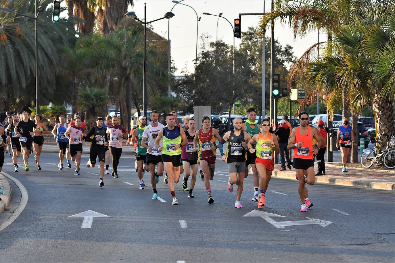 Fotos: Búscate en la meta de la 15K Valencia Abierta al mar (2)