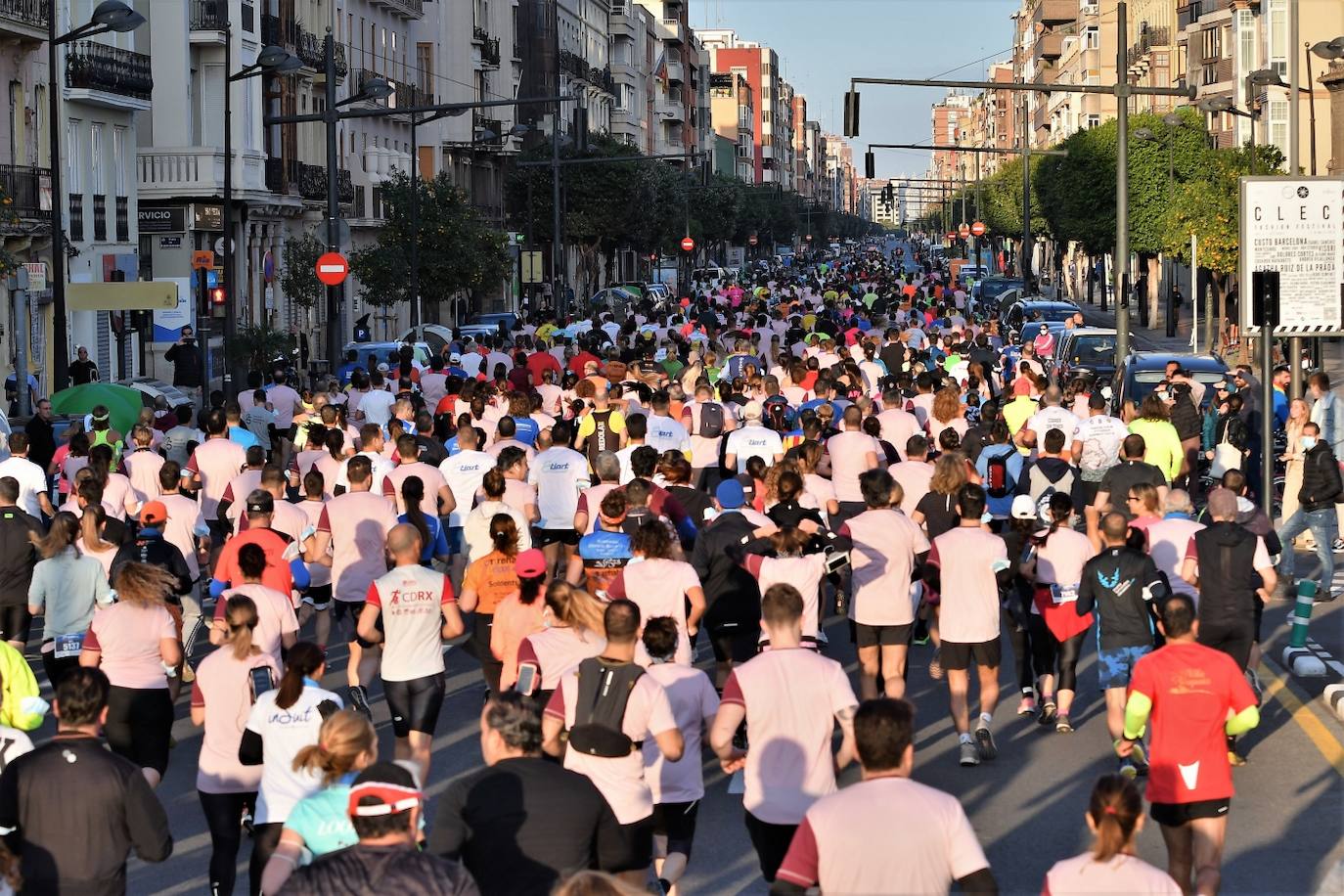 Fotos: Búscate en la meta de la 15K Valencia Abierta al mar (2)