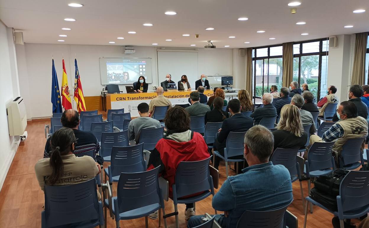 La presentación del servicio en el Microcluser. 