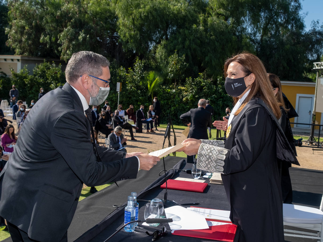 Este sábado fue una jornada de celebración en la Masia Xamandreu con la jura de nuevos letrados y con el acto de homenaje de los 25 años de colegiación del Ilustre Colegio de Abogados de Valencia (ICAV).