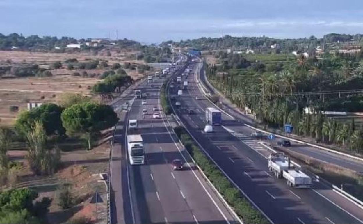 Imagen de una cámara de tráfico en la A-7, esta mañana. 