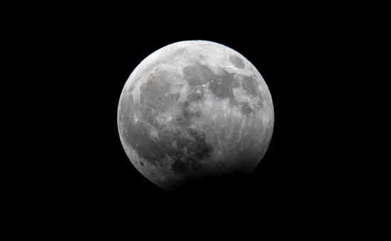 Eclipse lunar parcial de noviembre: cuándo y dónde verlo mejor