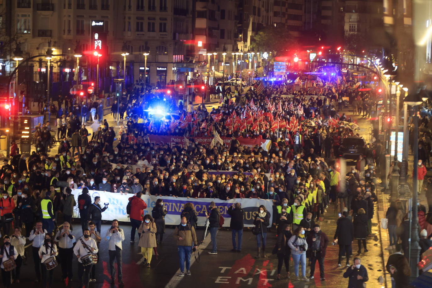 Fotos: Manifestación en Valencia contra la infrafinanciación de la Comunitat