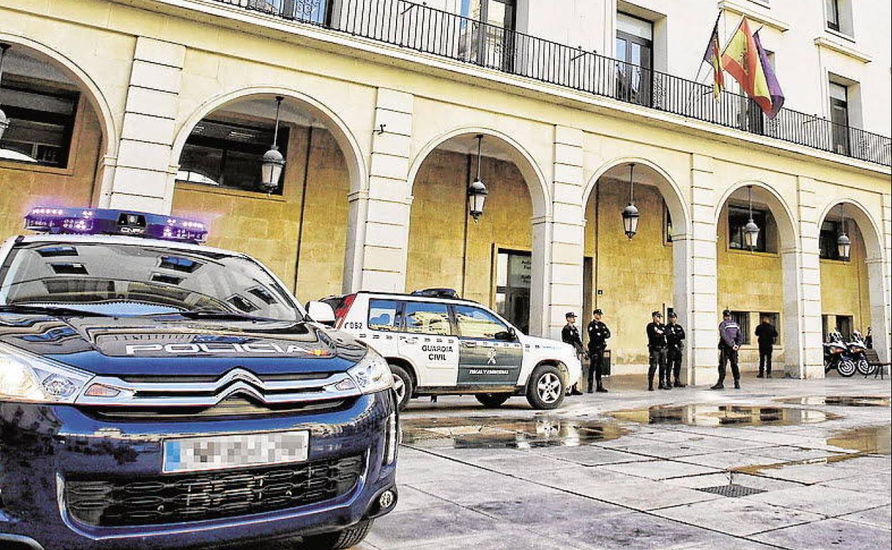 La Audiencia Provincial ha ordenado, además, una indemnización para los hijos de la víctima de 450.000 euros por daños morales. 