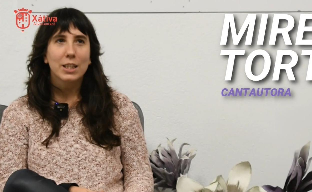 La autora de la canción que se debatirá en los centros escolares de Xàtiva con motivo del 25N. 