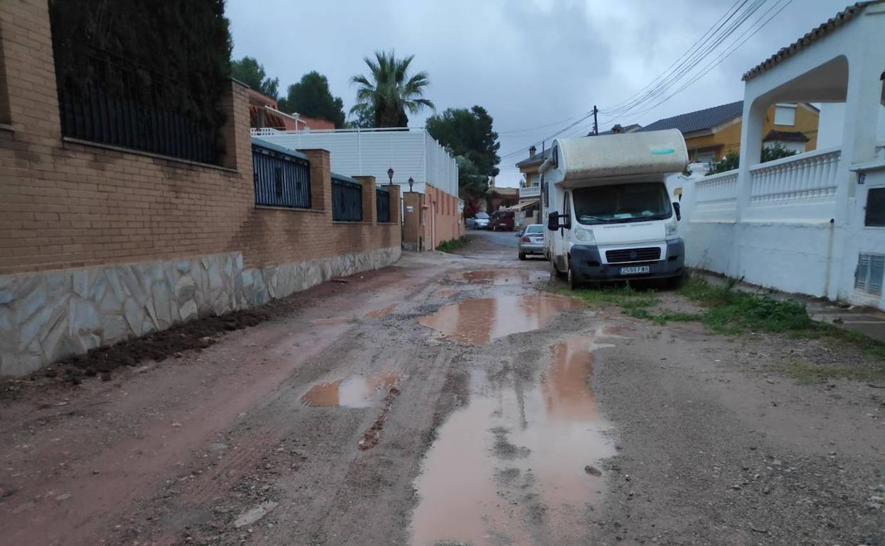 Una calle de la urbanización Balcón de la Peña. 