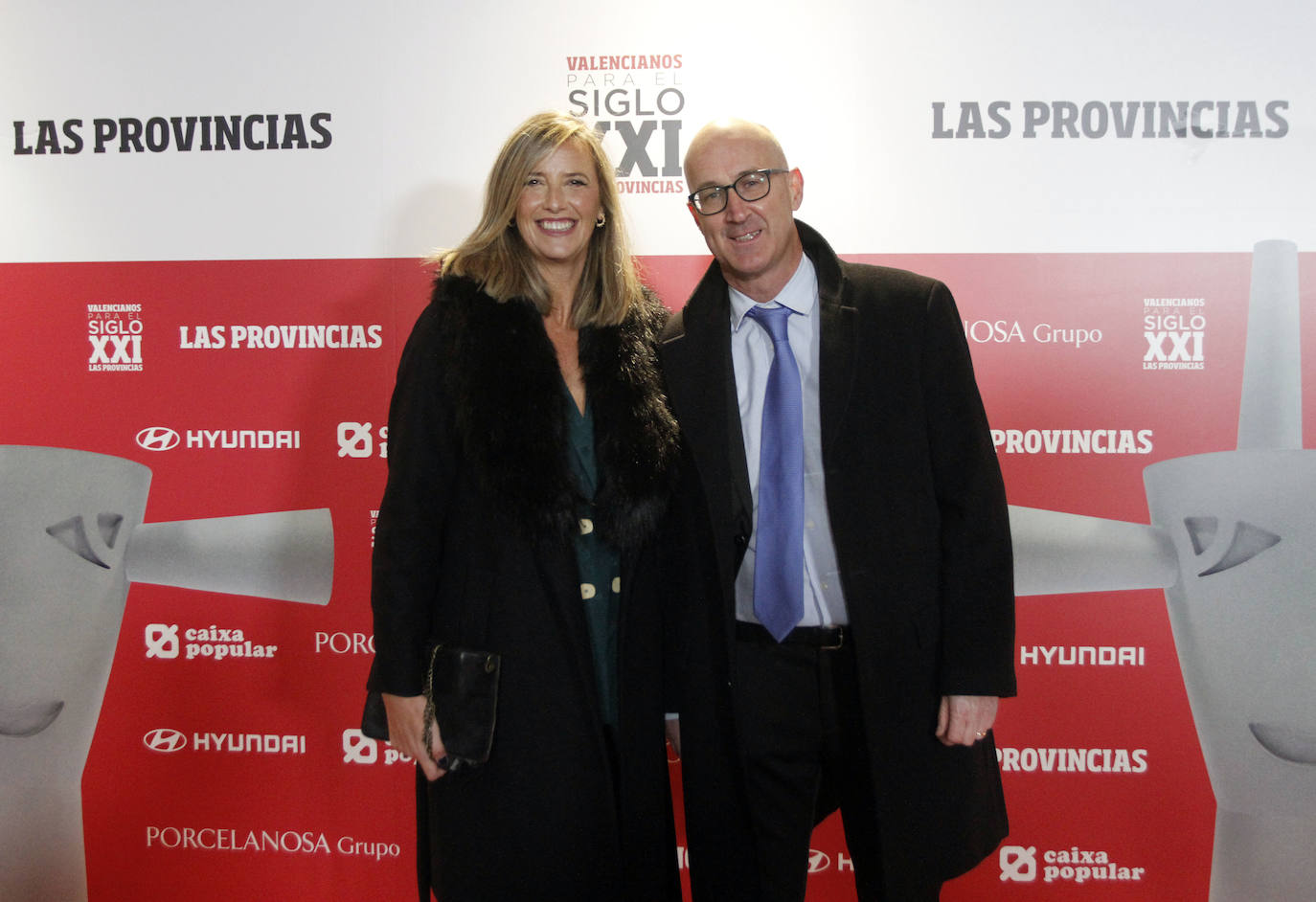 Carmen Elío, directora de Marketing de Milar, y Alfonso Giner, del departamento de Publicidad de LAS PROVINCIAS.