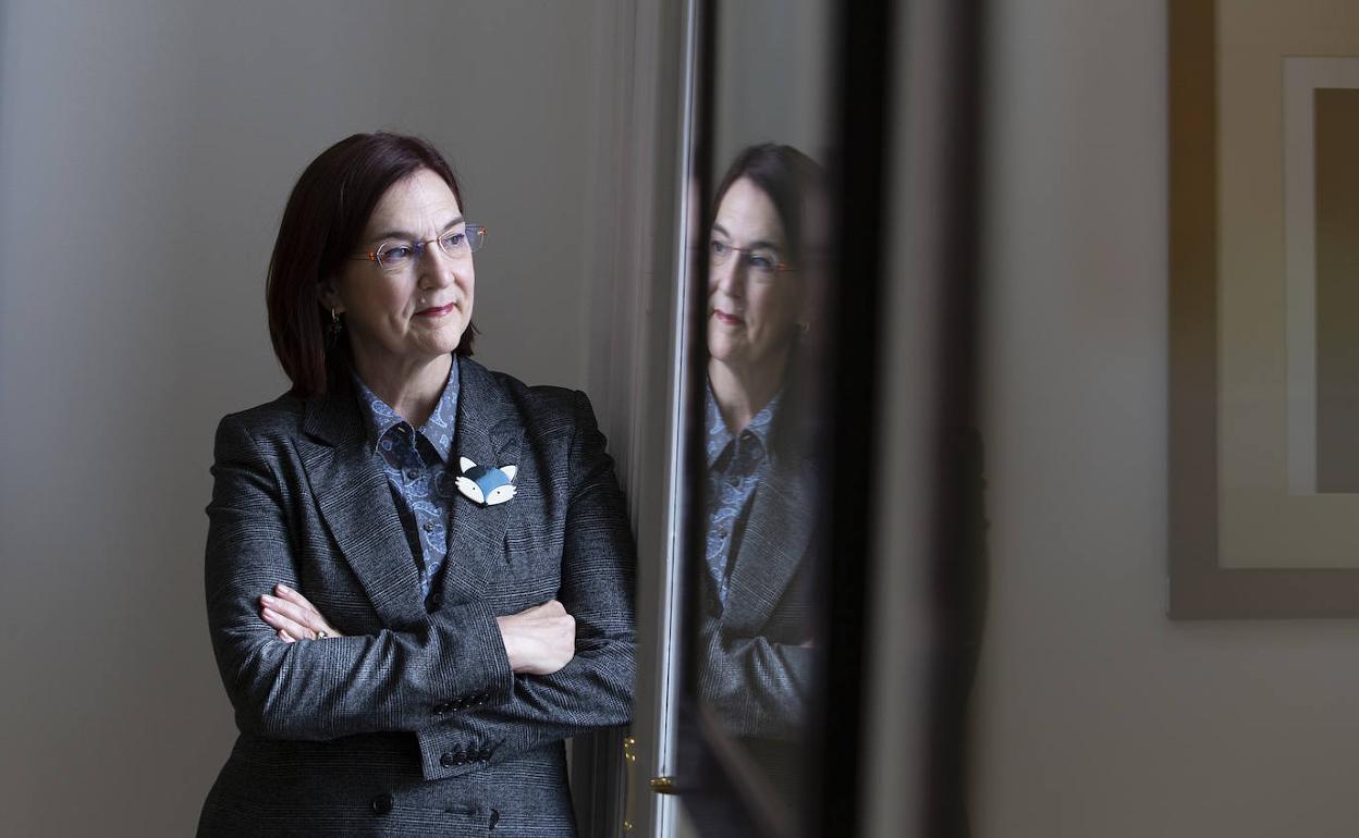 La presidenta de la CNMC, Cani Fernández, en la sede del organismo en Madrid. 